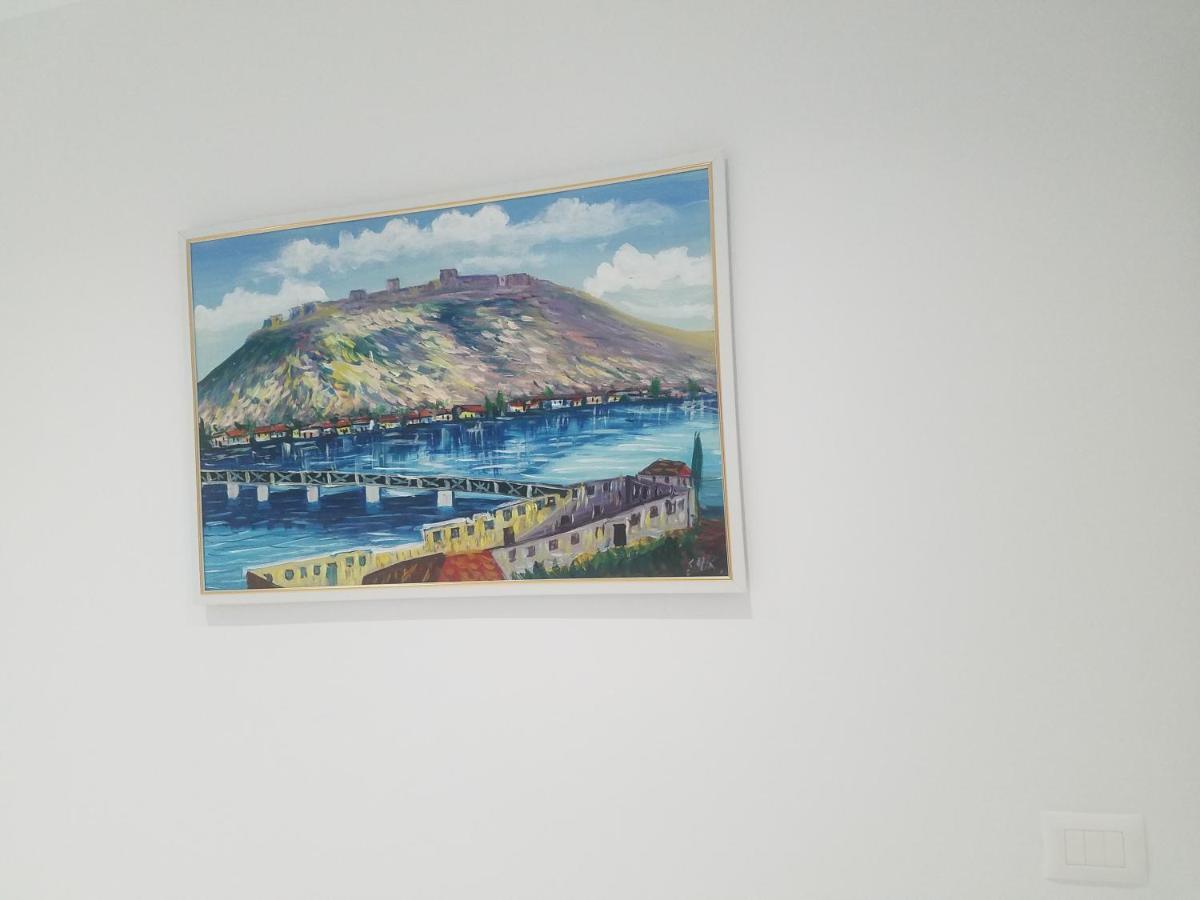 Dani'S Apartments Sarandë Eksteriør billede
