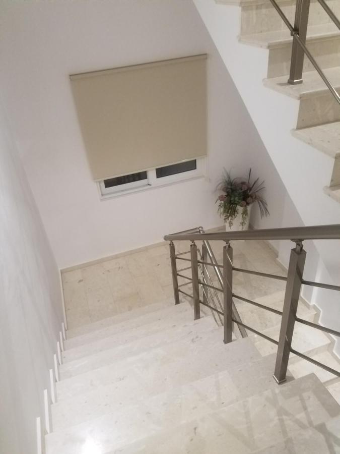 Dani'S Apartments Sarandë Eksteriør billede
