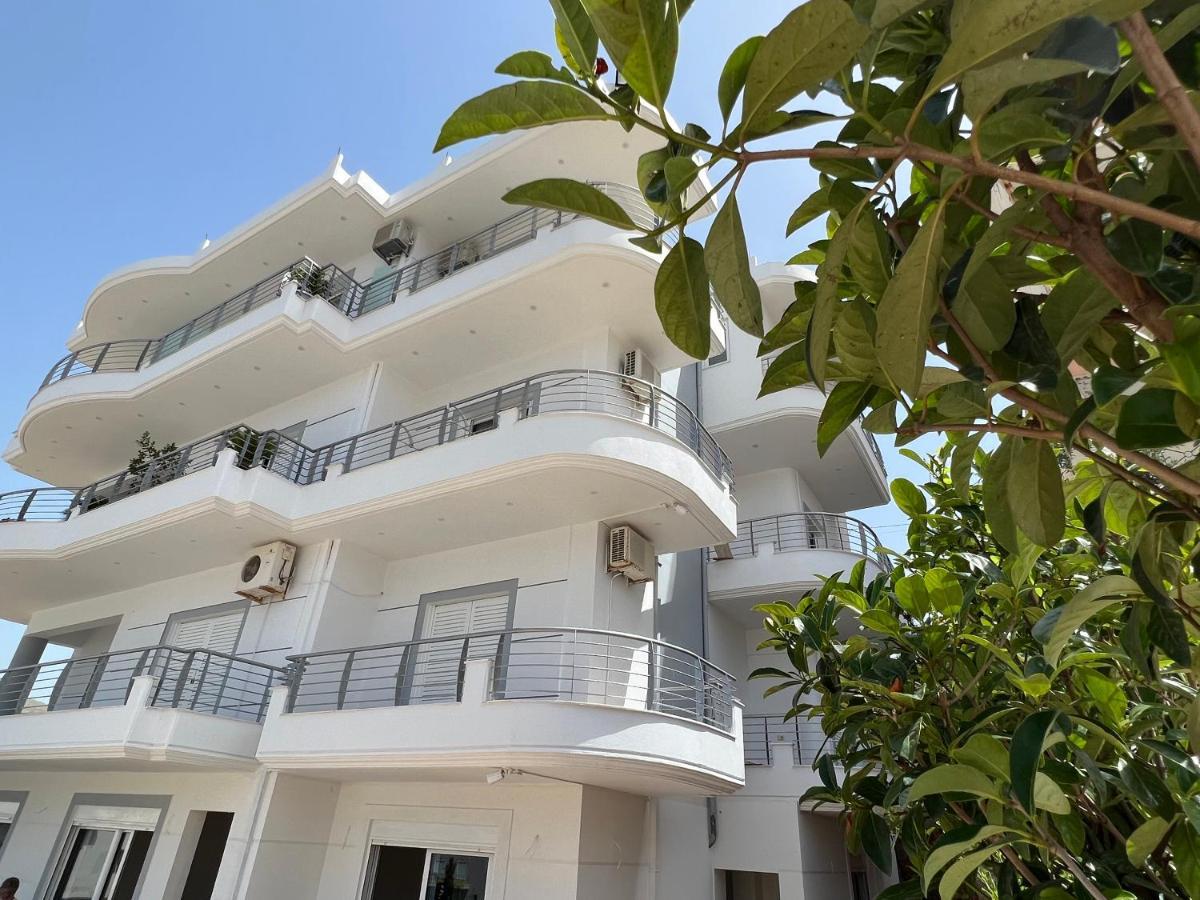 Dani'S Apartments Sarandë Eksteriør billede