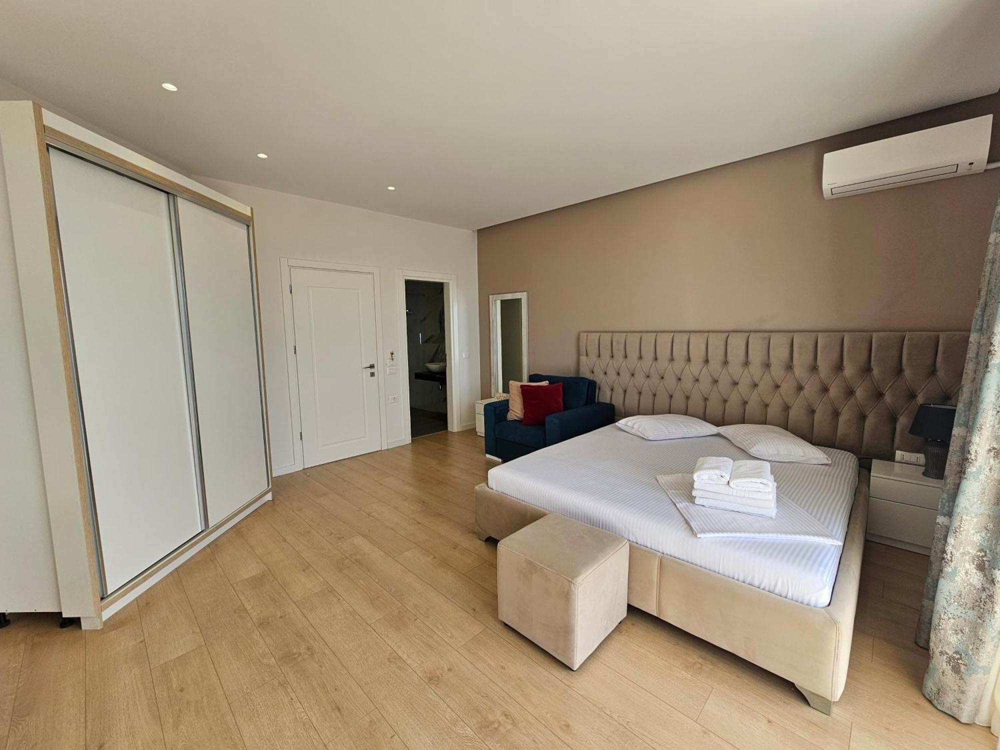 Dani'S Apartments Sarandë Eksteriør billede